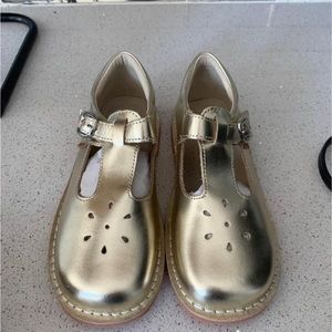 L’Amour kids Shoes NIB size 4